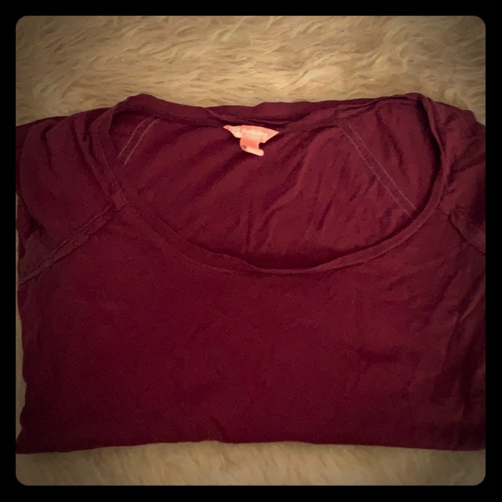 Maroon Hollister Top size M